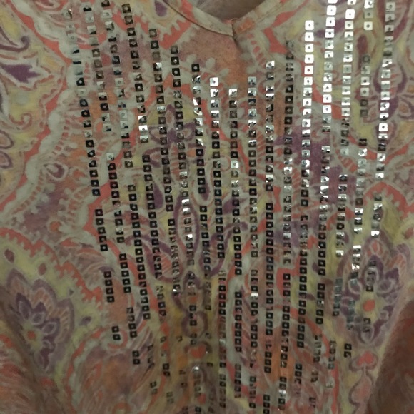 Gloria Vanderbilt Peach/orange blouse with sequins - Picture 4 of 5